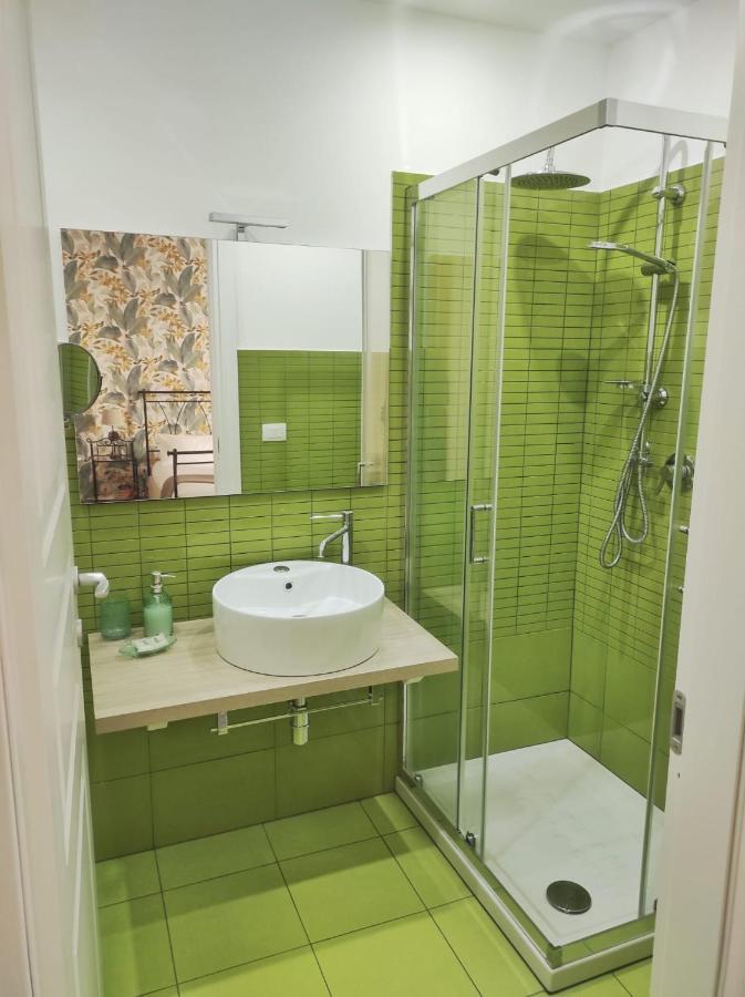 B&B Casa Carola Catania Bagian luar foto