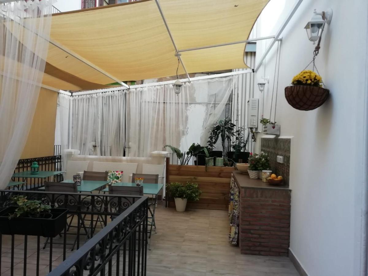 B&B Casa Carola Catania Bagian luar foto